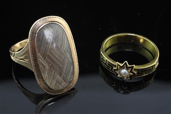 Two Victorian gold mourning rings, sizes O & T.